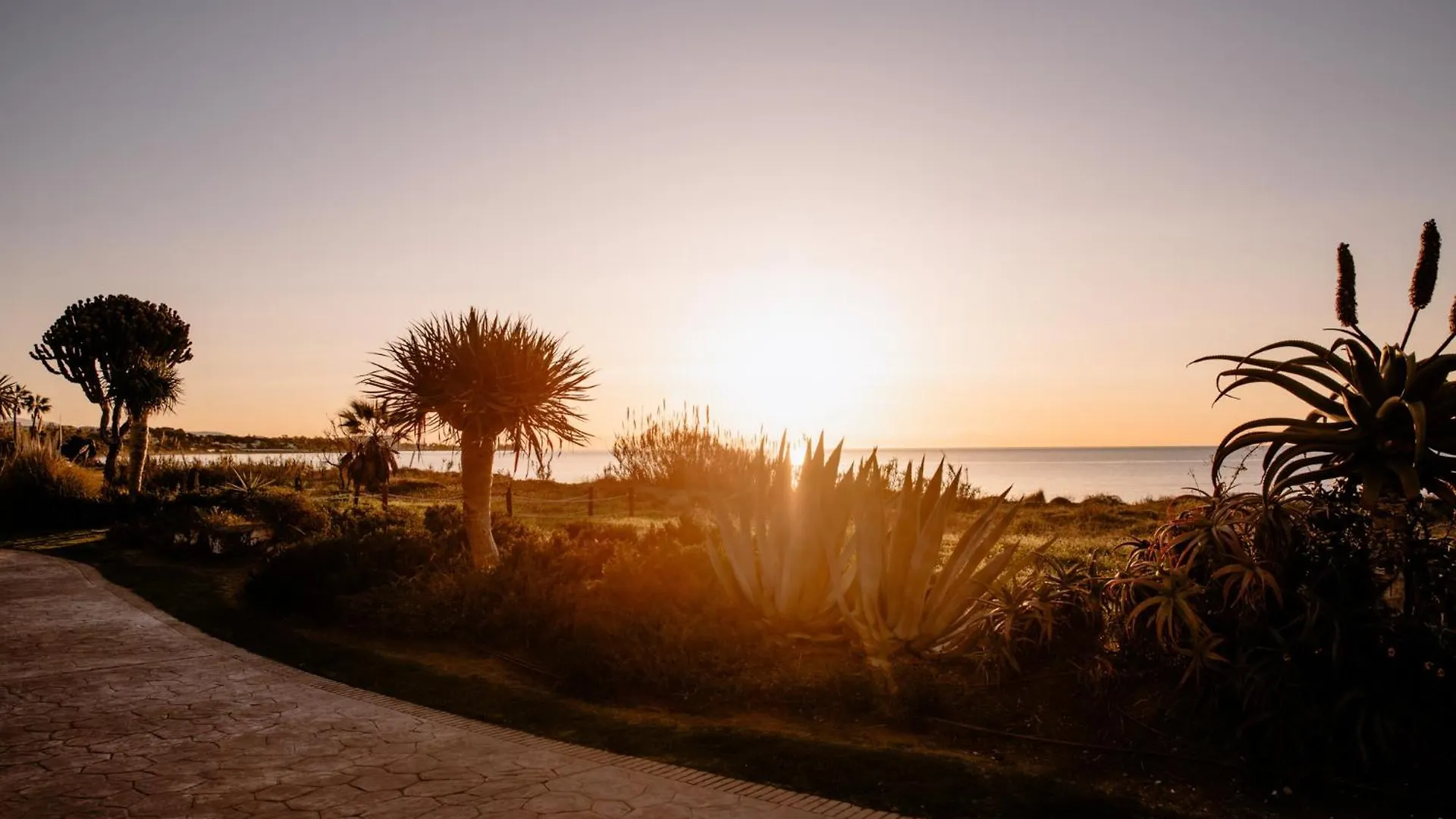 The Flag Hotel Marbella, Estepona Adult Recommended 4*,  Spanyolország